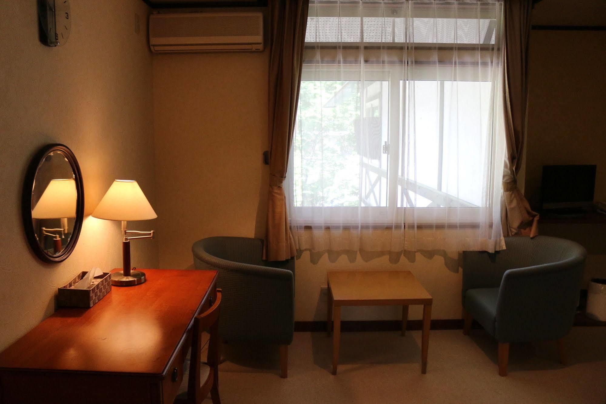 Petit Hotel Enchante Hakuba Exteriér fotografie